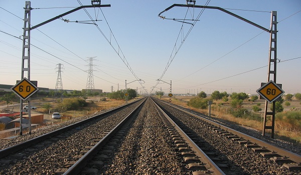 UGT denuncia los convenios colectivos de ADIF, ADIF Alta Velocidad y Grupo RENFE.