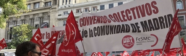 image Manifestación en el #DiaMundiaDelTurismo por los convenios de hostelería y hospedaje de la CAM
