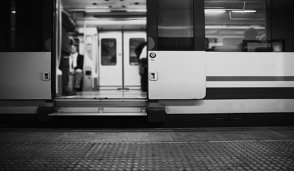 image UGT resuelve, otros intoxican en el Grupo Renfe.