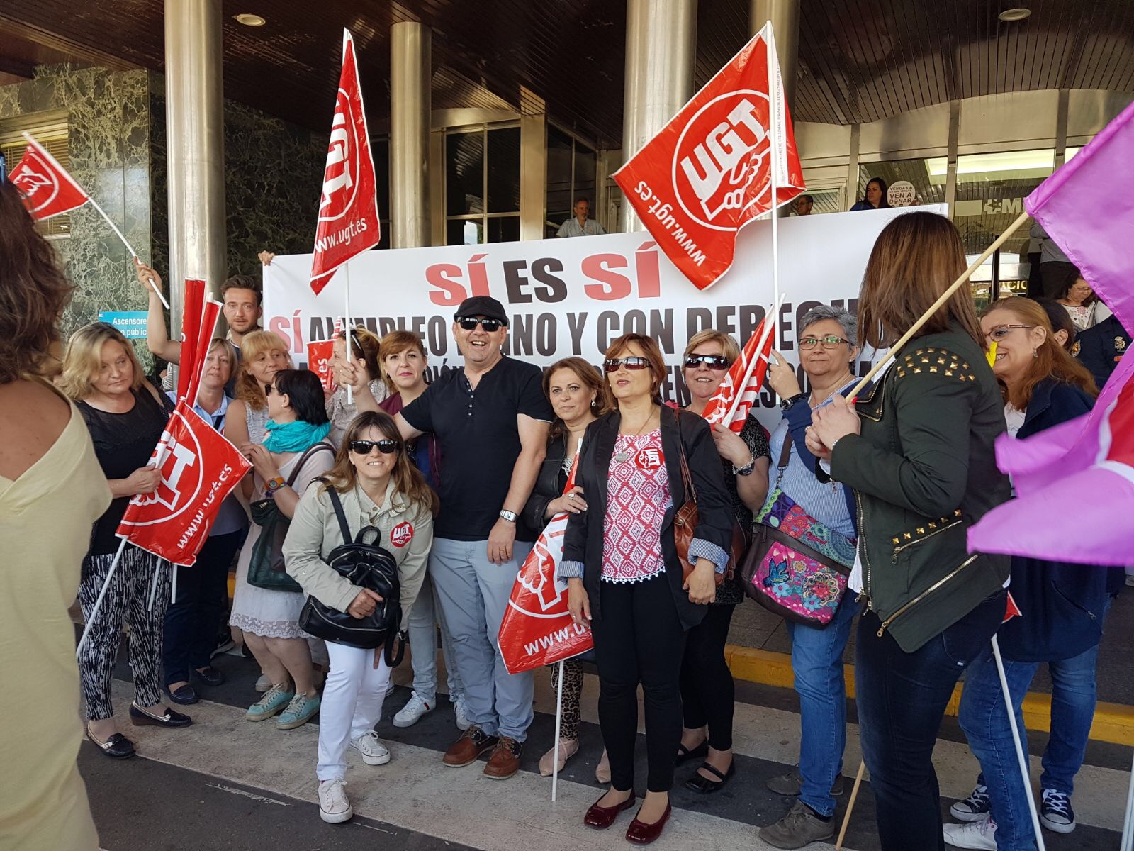 El Sindicato Sectorial de Limpieza  de FeSMC Madrid UGT convoca concentración 15-06-2017 de 11 a 12 horas frente a la Consejeria de Sanidad de la  Comunidad de Madrid