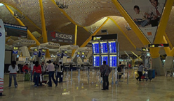 image UGT iniciará acciones legales contra las empresas de seguridad que no apliquen el acuerdo suscrito con AENA.