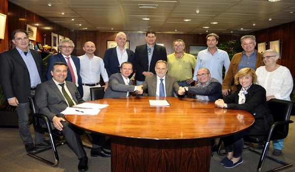 image UGT firma el III convenio sectorial de Puertos del Estado y Autoridades Portuarias.