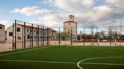 image FeSMC UGT Madrid denuncia el posicionamiento del gobierno de Cristina Cifuentes ante la posible extinción de la actividad en las instalaciones de Naturalcalá.