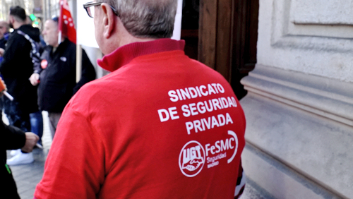 VIDEO | Concentración en RENFE de Vigilantes de GARDA, PROSETECNISA y SEGURISA