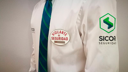image SICOR SEGURIDAD | UGT consigue reducir el uso de la corbata en los  Centros Comerciales El Corte Ingles