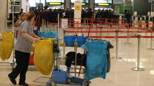 image El Sindicato de Limpieza de FeSMC UGT Madrid exige la retirada de los ERTES de las plantilla de limpieza del aeropuerto Adolfo Suarez Madrid Barajas